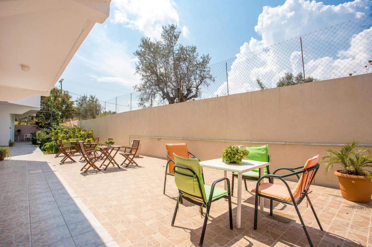 Iatridis Studios Faliraki (Adults Only) Bagian luar foto