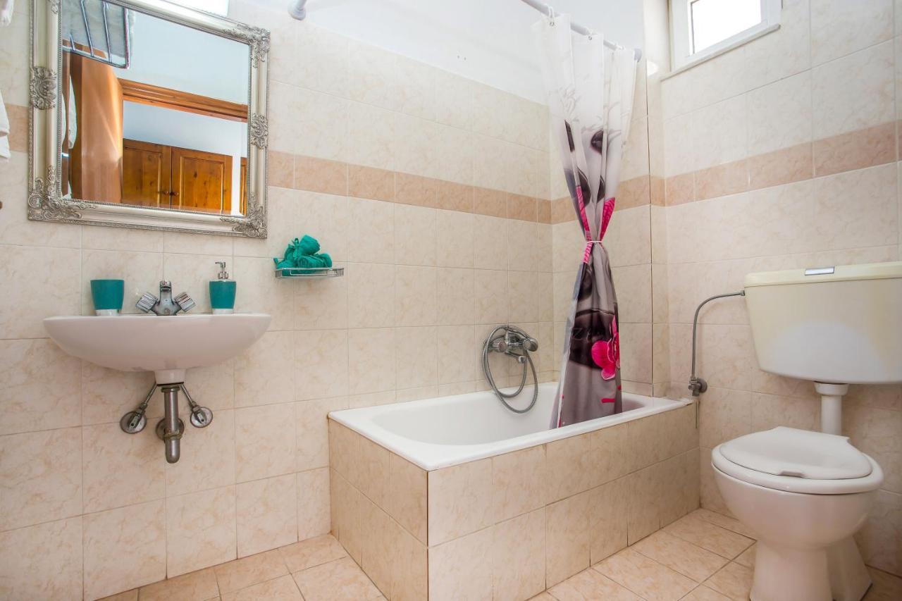 Iatridis Studios Faliraki (Adults Only) Bagian luar foto